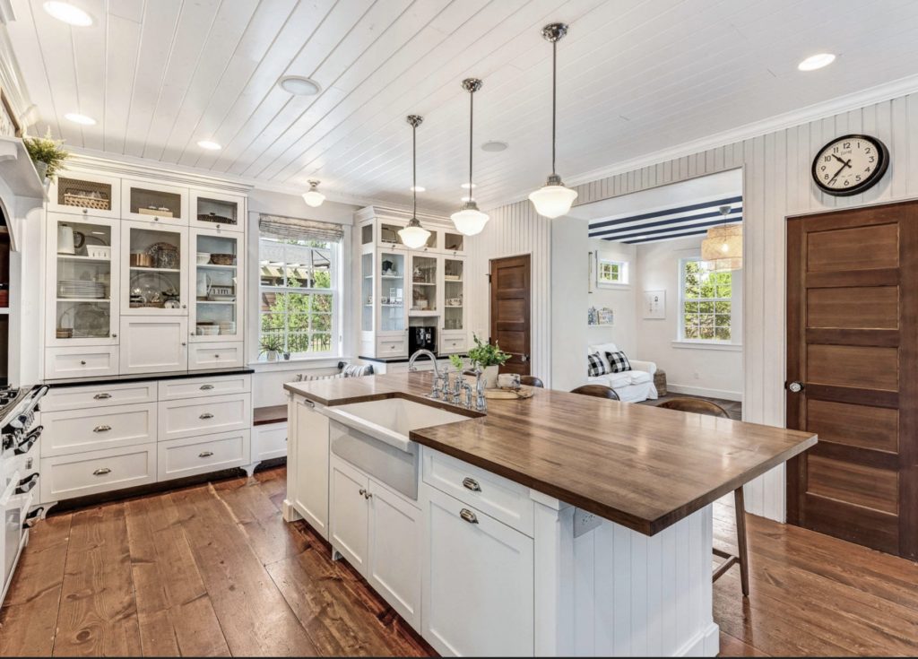 Masterfully deisned kitchen in Bend